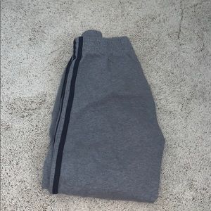 Brandy Melville sweats